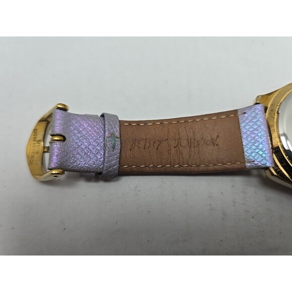 Betsey Johnson Abalone Dial Crystals Iridescent Purple Womens Watch New Battery - Picture 10 of 14
